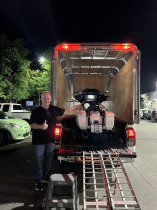 ไดโนมูฟ – บริการขนส่งรถฮาร์เล่ย์ไปต่างจังหวัด