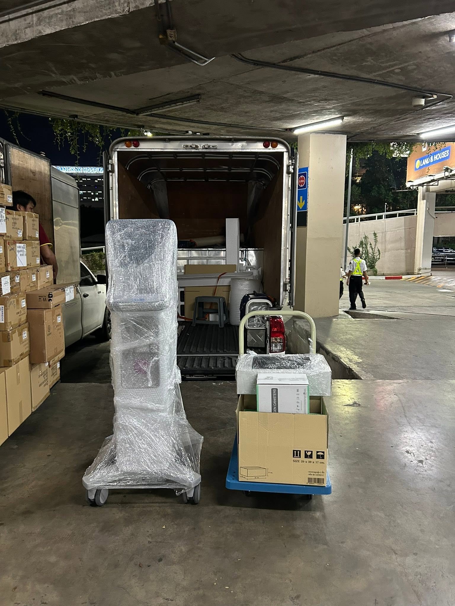 บริการขนส่งเครื่องมือแพทย์ระดับพรีเมียม